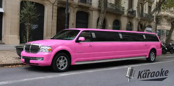 Lincoln-navigator-rosa-Barcelona (1) Limusina rosa de 12 plazas